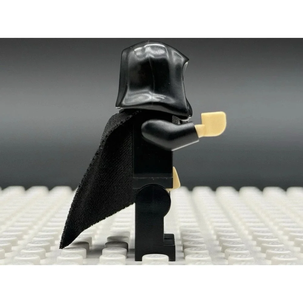 LEGO Star Wars Emperor Palpatine Minifigure with Force Lightning sw0631a